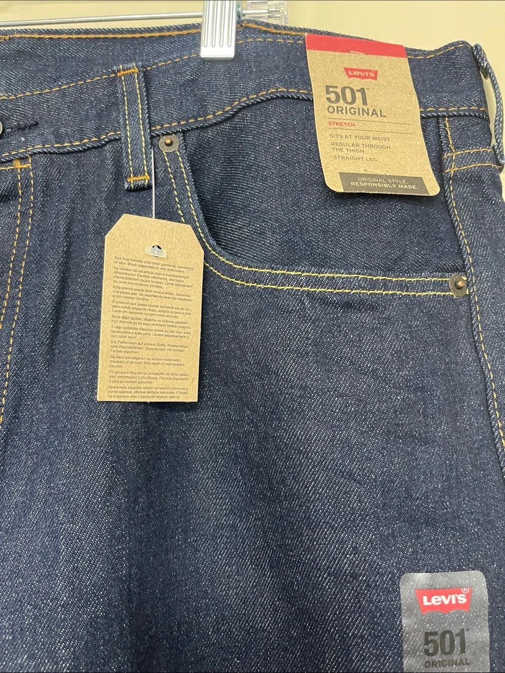 NEW Levi's Men's Straight Leg Jeans 38x30
